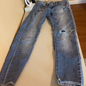 A girls skinny jean